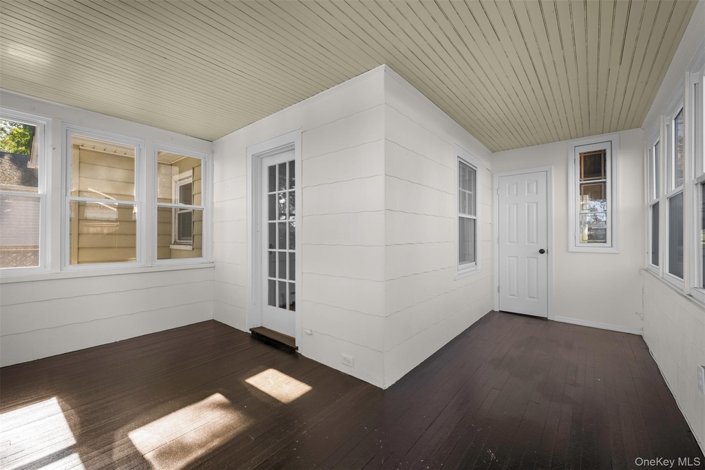 171 Taft Crescent - Photo 27
