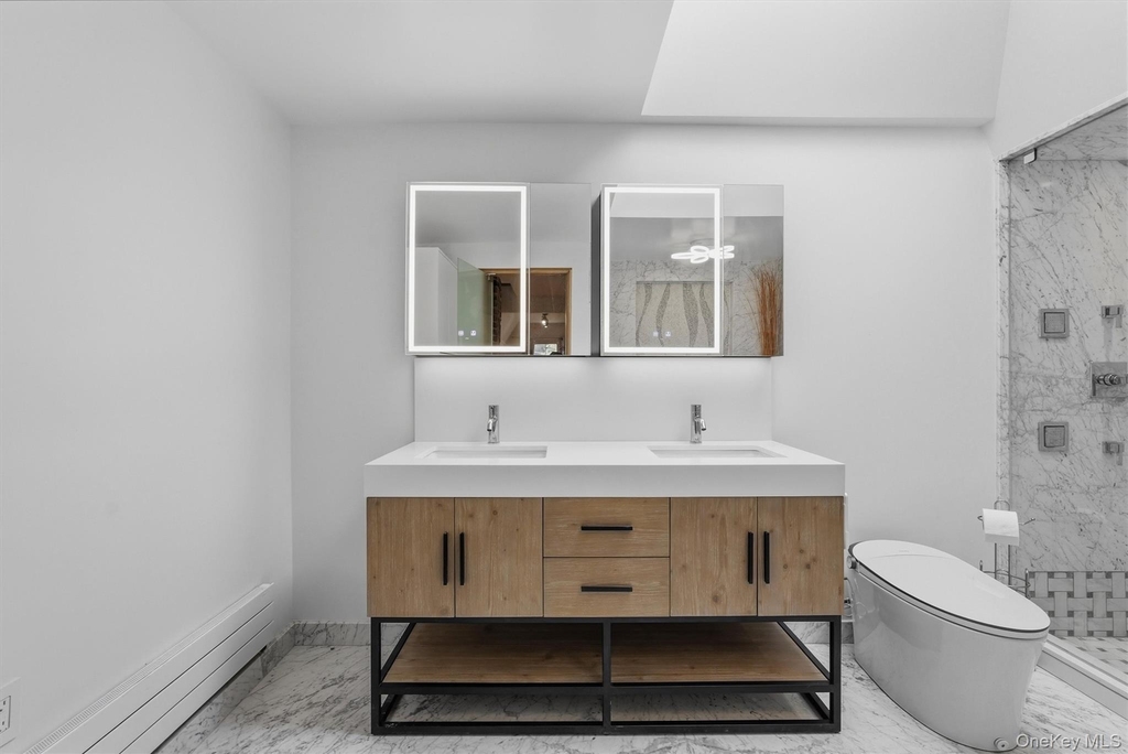 172 Grand Street - Photo 14