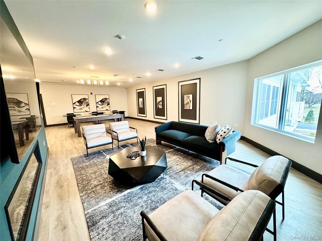 306 Bluestone Court - Photo 4