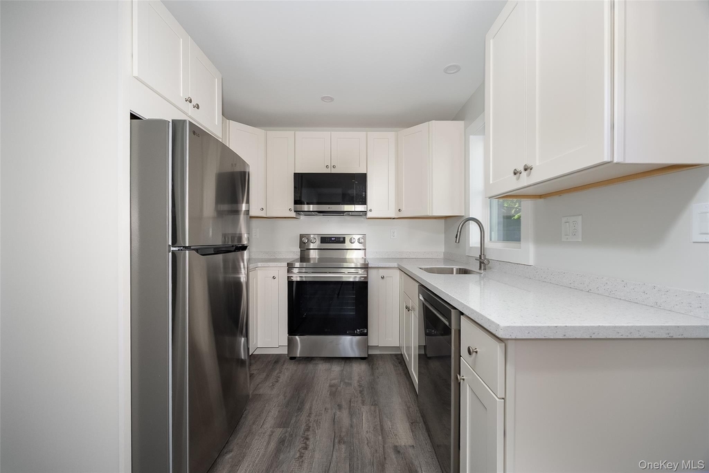 5 Douglas Street - Photo 2