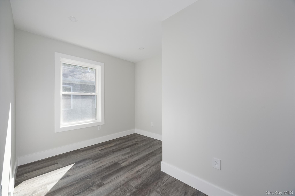 5 Douglas Street - Photo 10