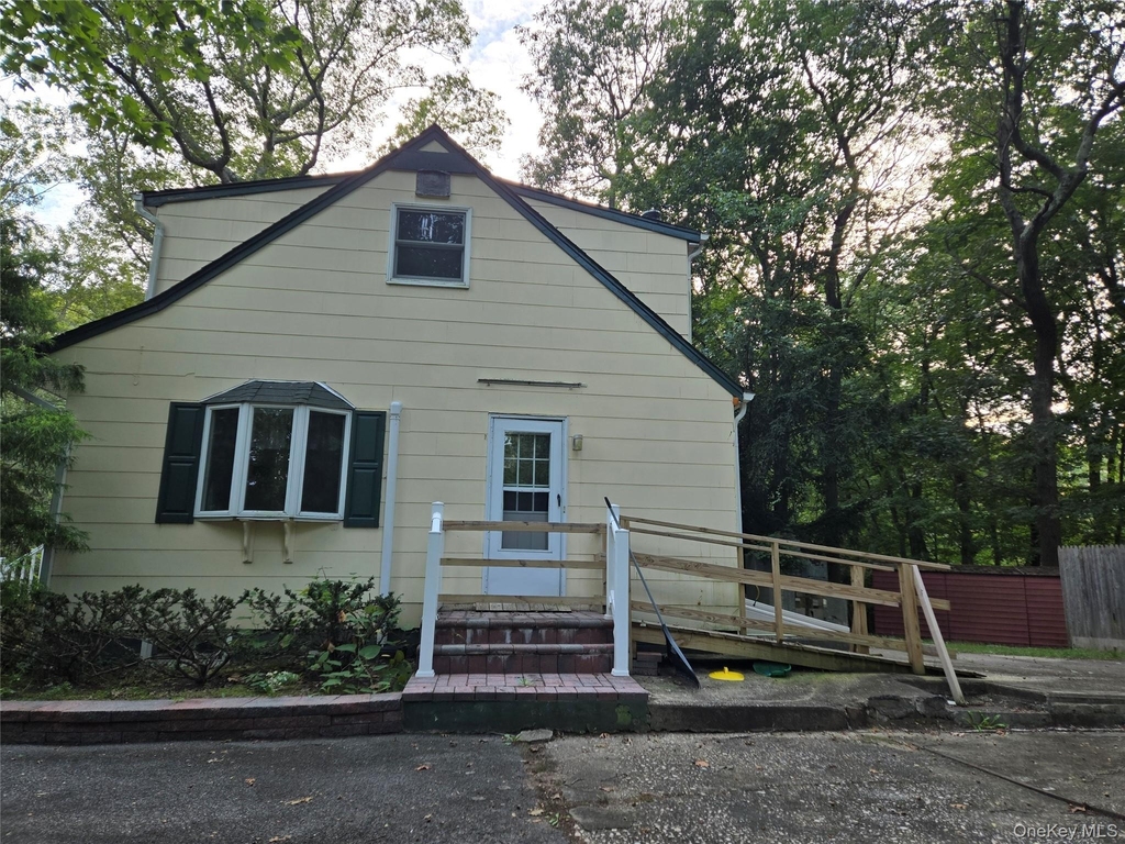 45 Christian Avenue - Photo 19