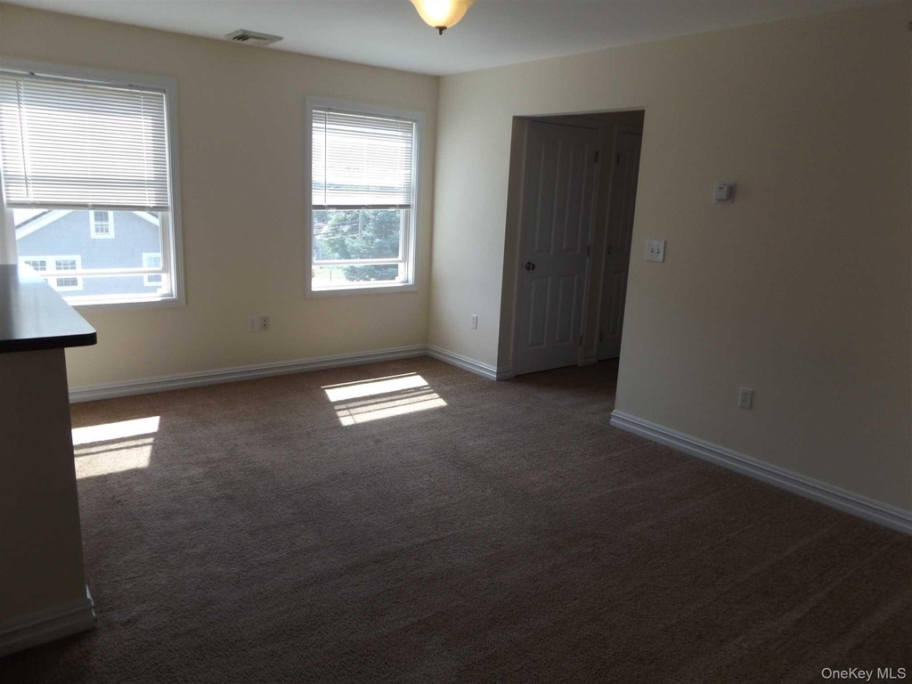 4 State Street - Photo 7