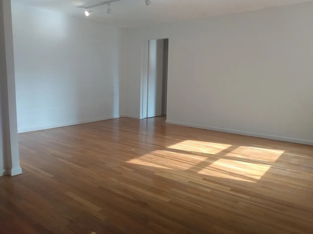 138 71st Street - Photo 2