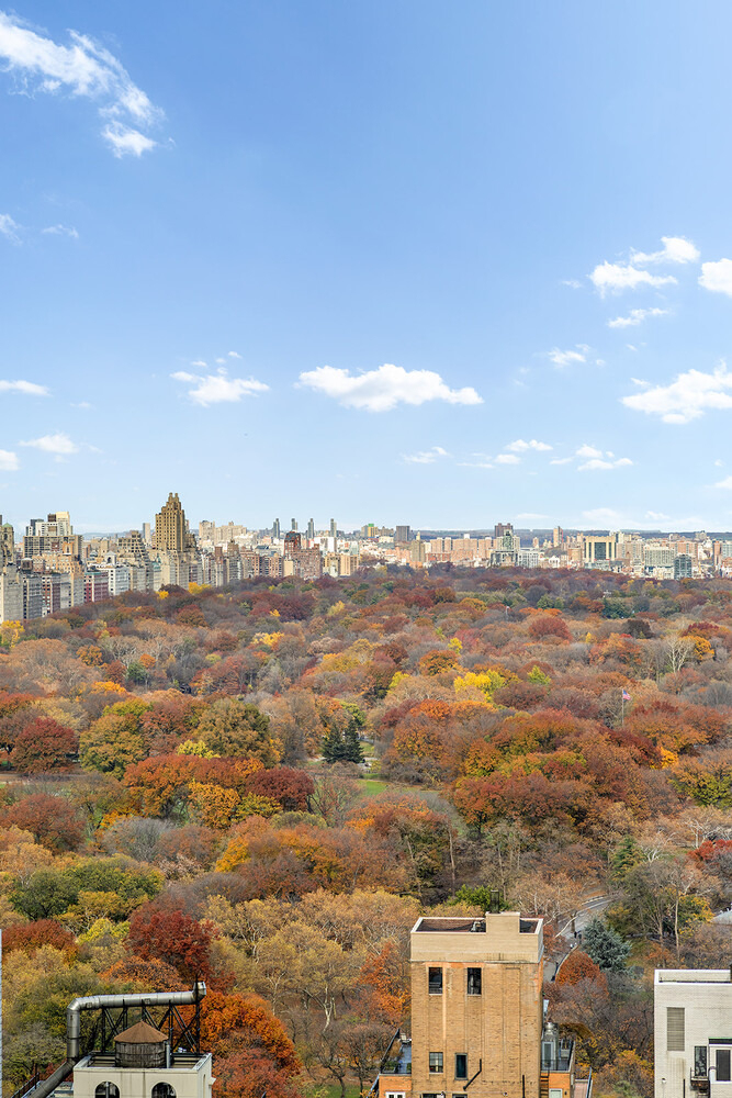 111 W 56th Street - Photo 0