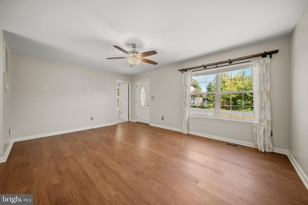 5718 Lucas Street - Photo 7