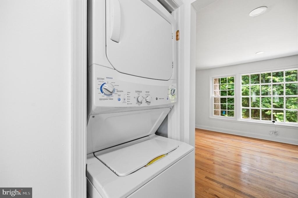 1214 Fox Run Place - Photo 27
