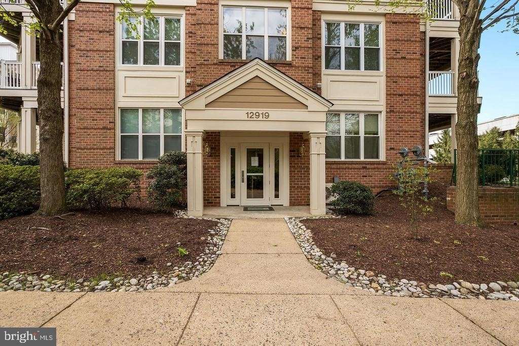 12919 Alton Square - Photo 0