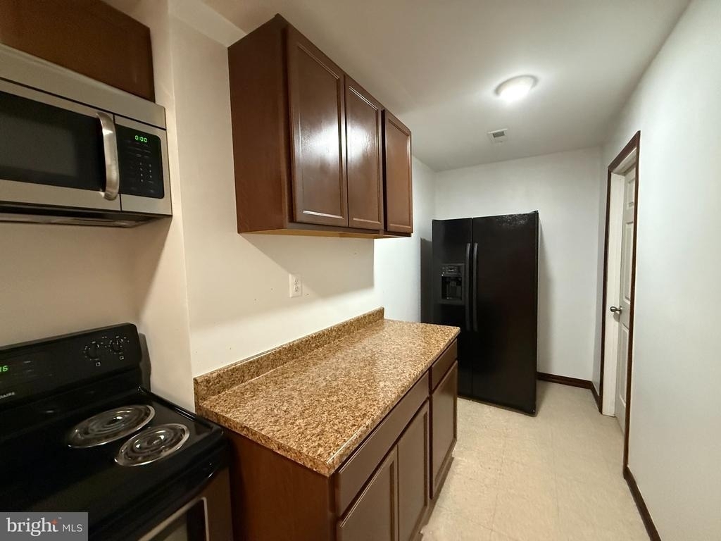 7402 Nigh Road - Photo 2
