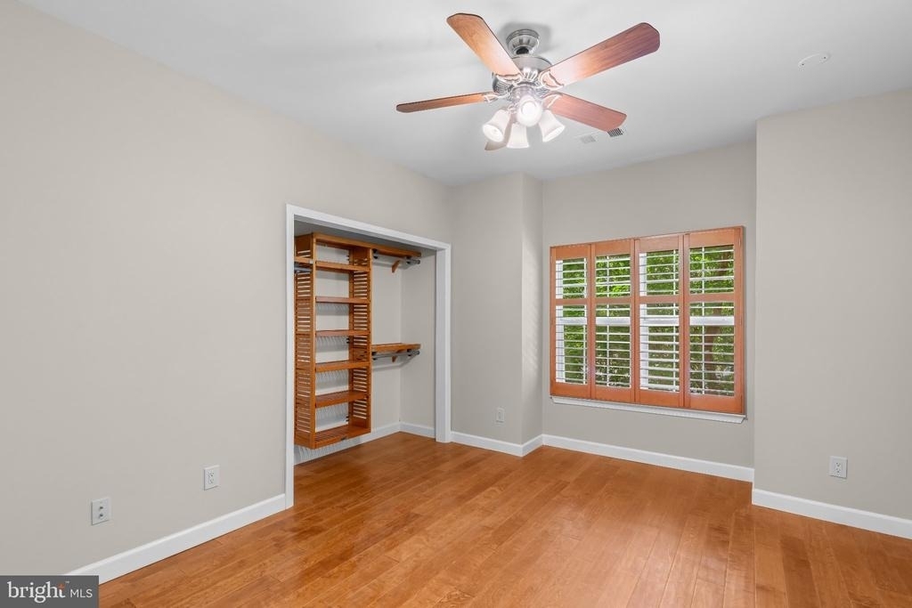 1701 Lake Shore Crest Drive - Photo 18