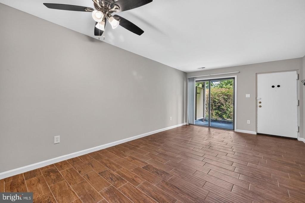 8509 Barrington Court - Photo 8