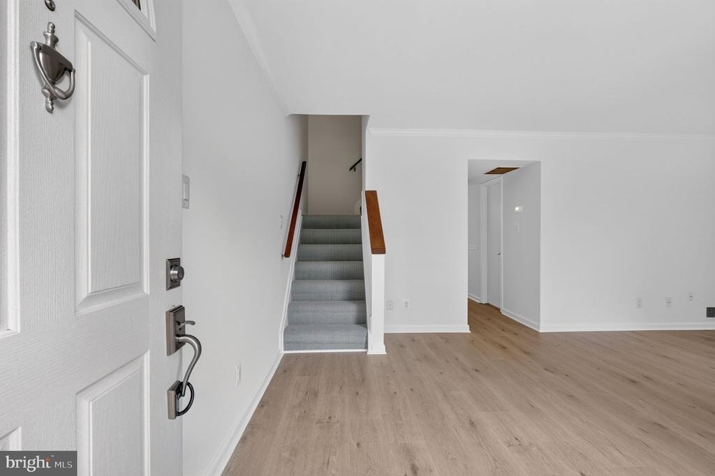 1703 Westwind Way - Photo 5