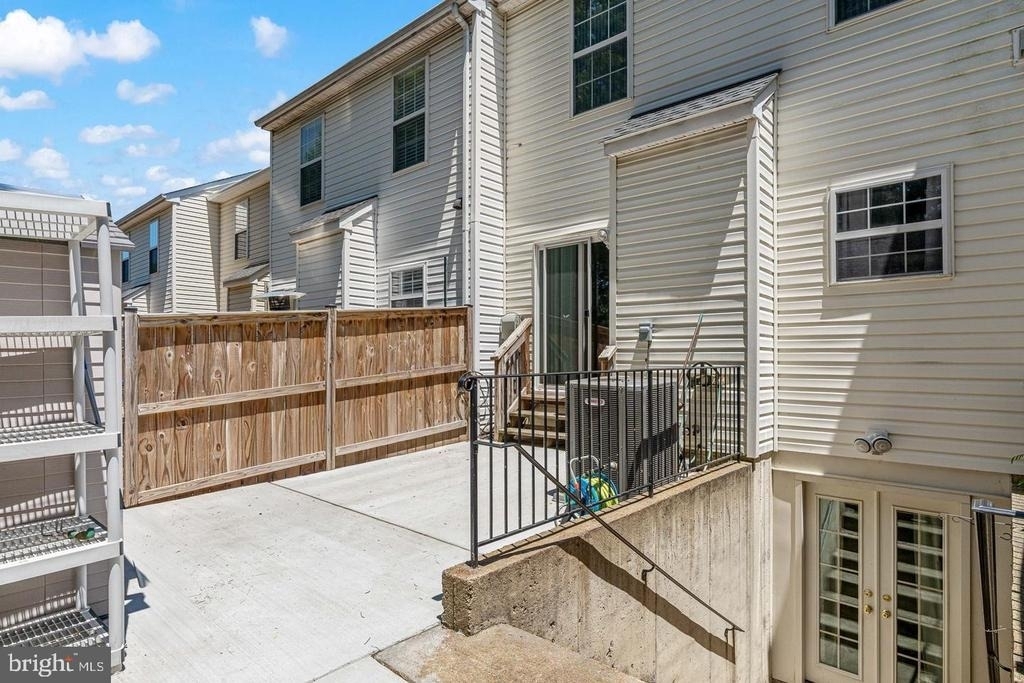 9626 Eaton Woods Place - Photo 53