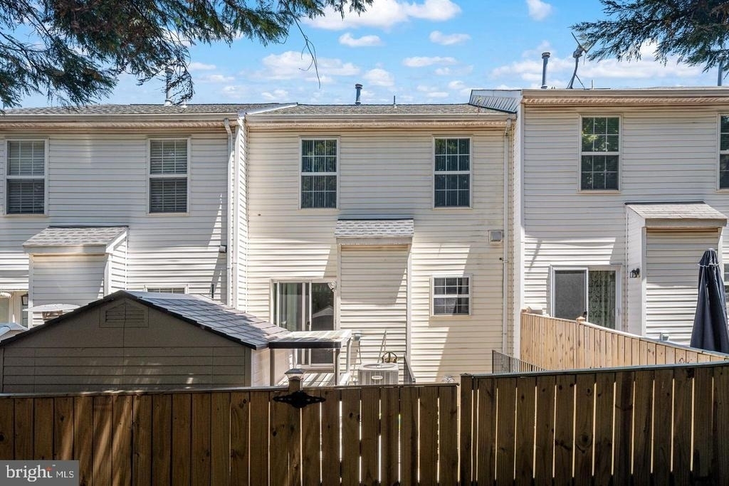 9626 Eaton Woods Place - Photo 47