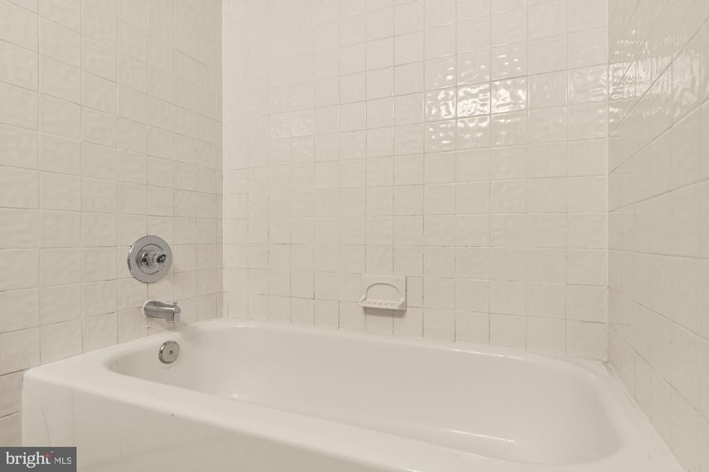 7553 Chrisland Cove - Photo 26