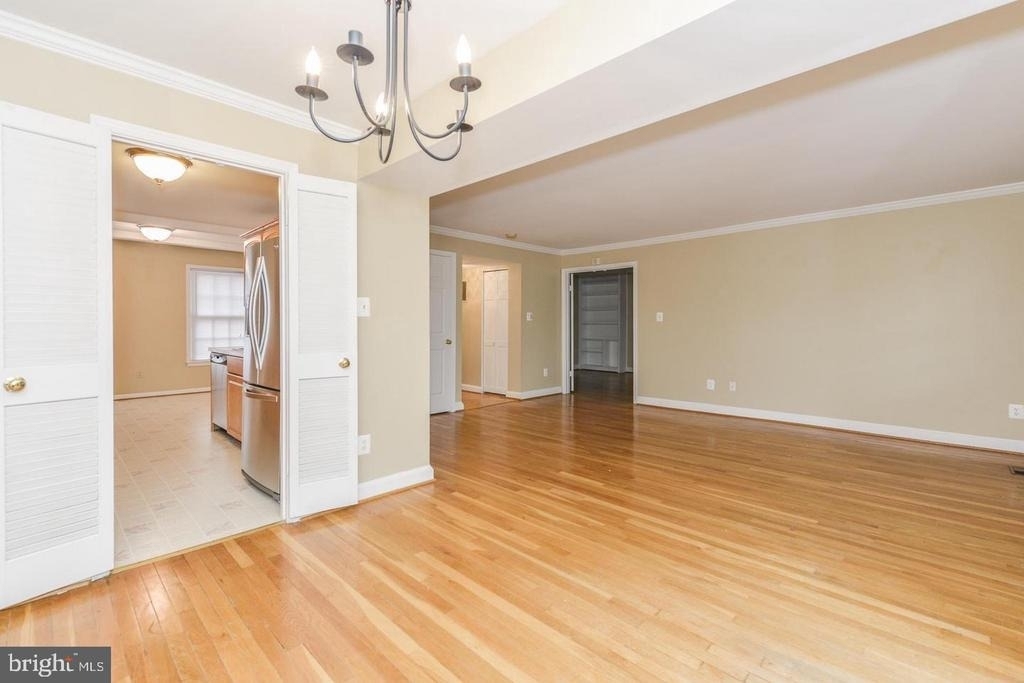 1860 Golf View Court - Photo 10
