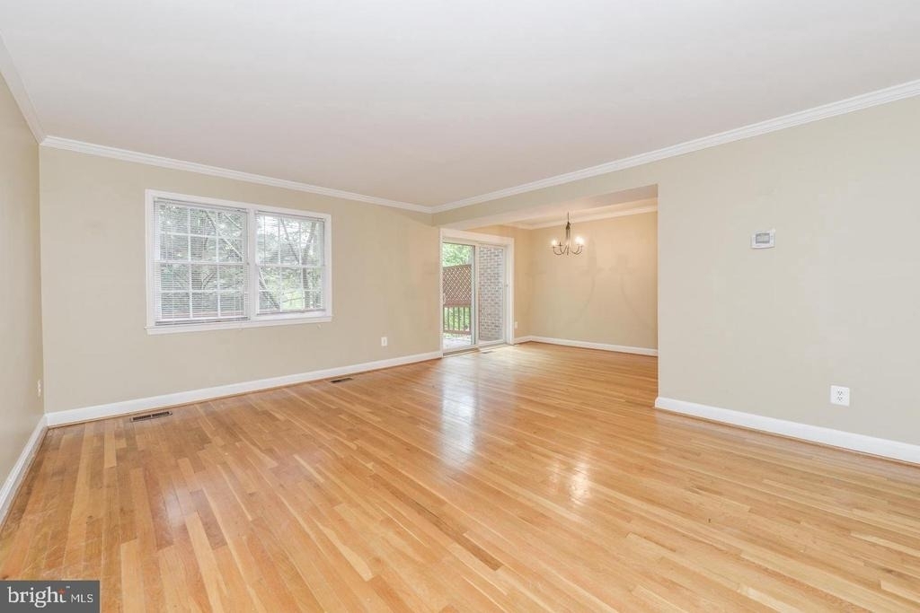 1860 Golf View Court - Photo 11