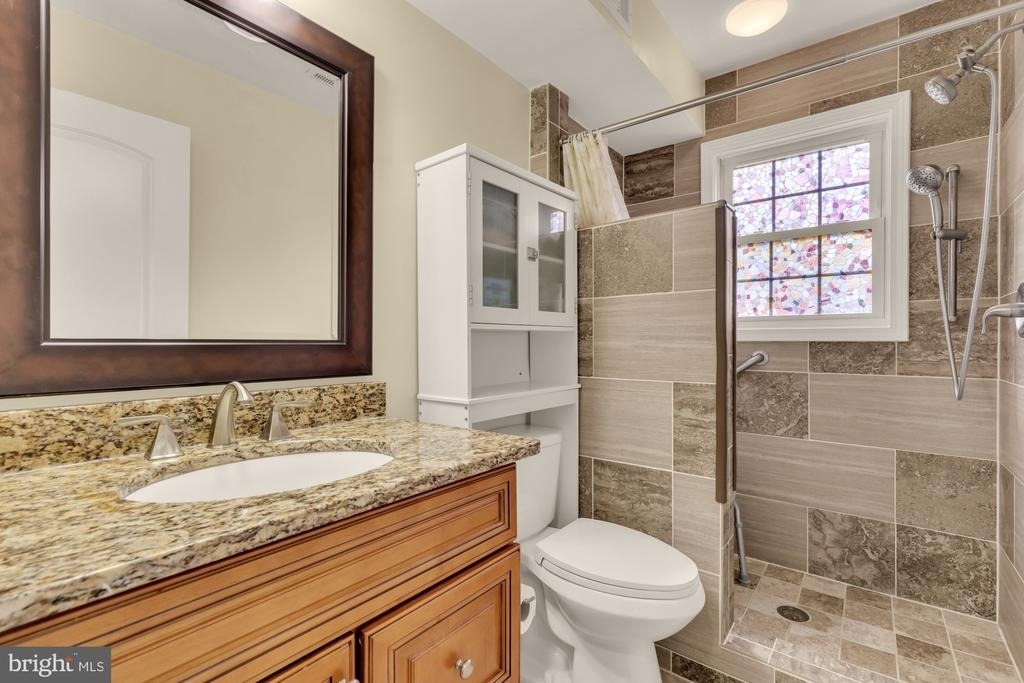 8604 Woodlawn Court - Photo 32