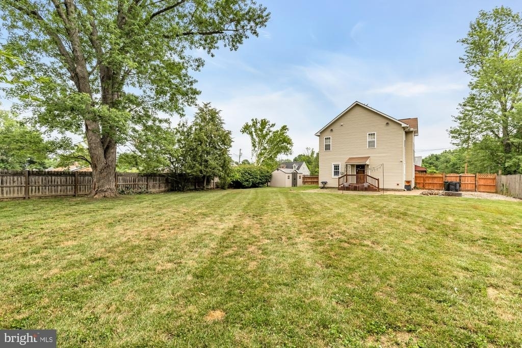 8604 Woodlawn Court - Photo 48