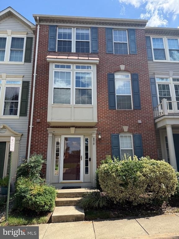970 Harrison Circle - Photo 1