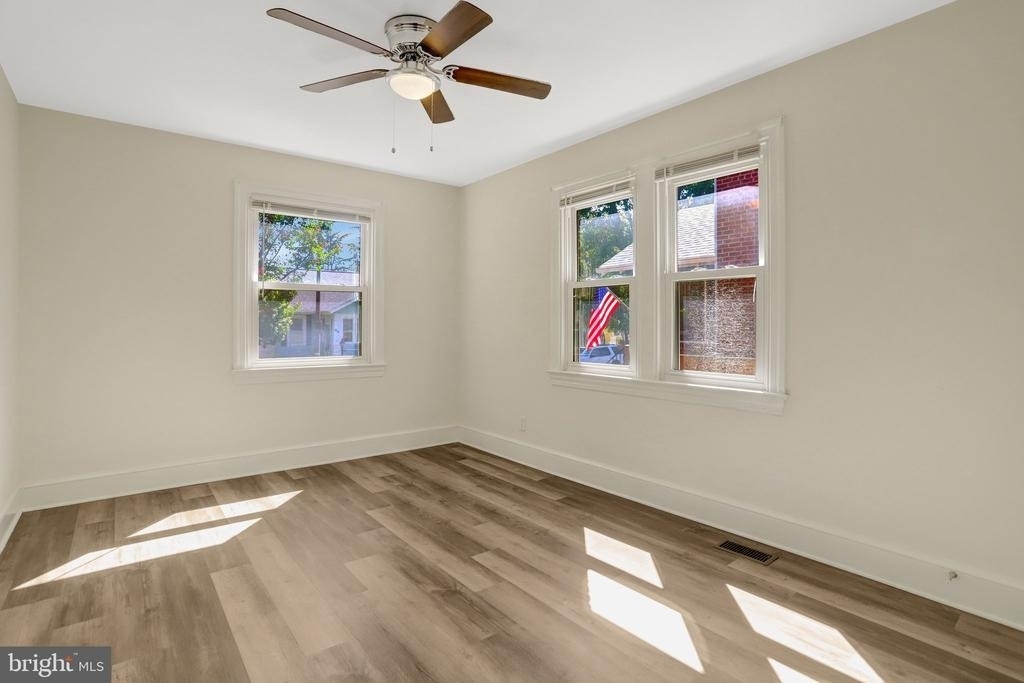 34 E Walnut Street - Photo 14