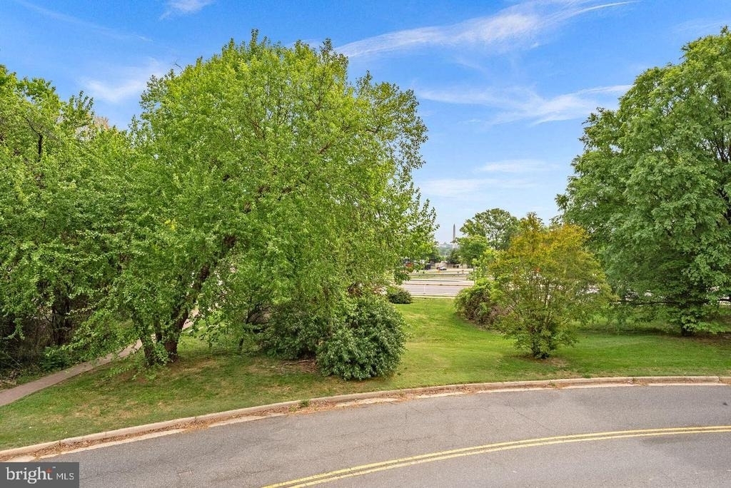 1423 N Nash Street - Photo 20