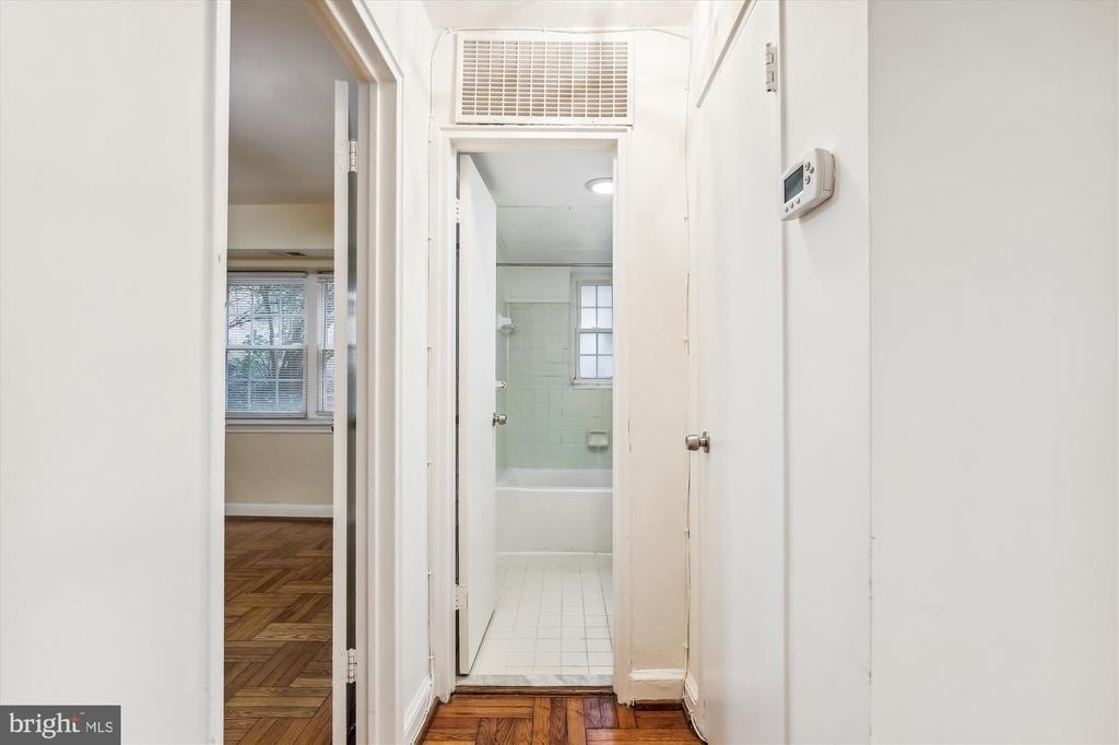 1320 Fort Myer Drive - Photo 20
