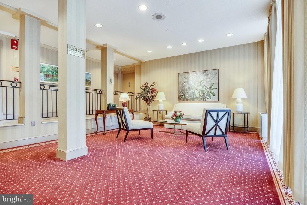 4390 Lorcom Lane - Photo 11