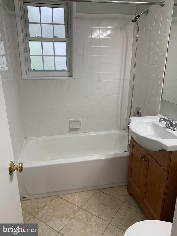 4610 28th Road S - Photo 4
