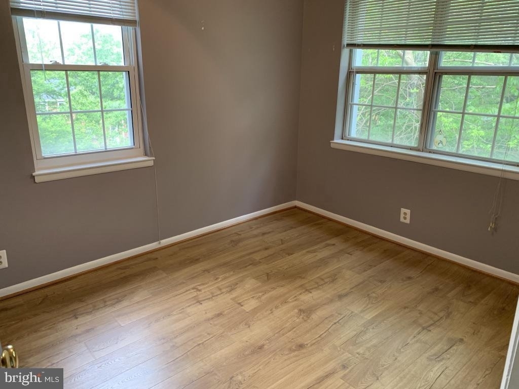 4610 28th Road S - Photo 9