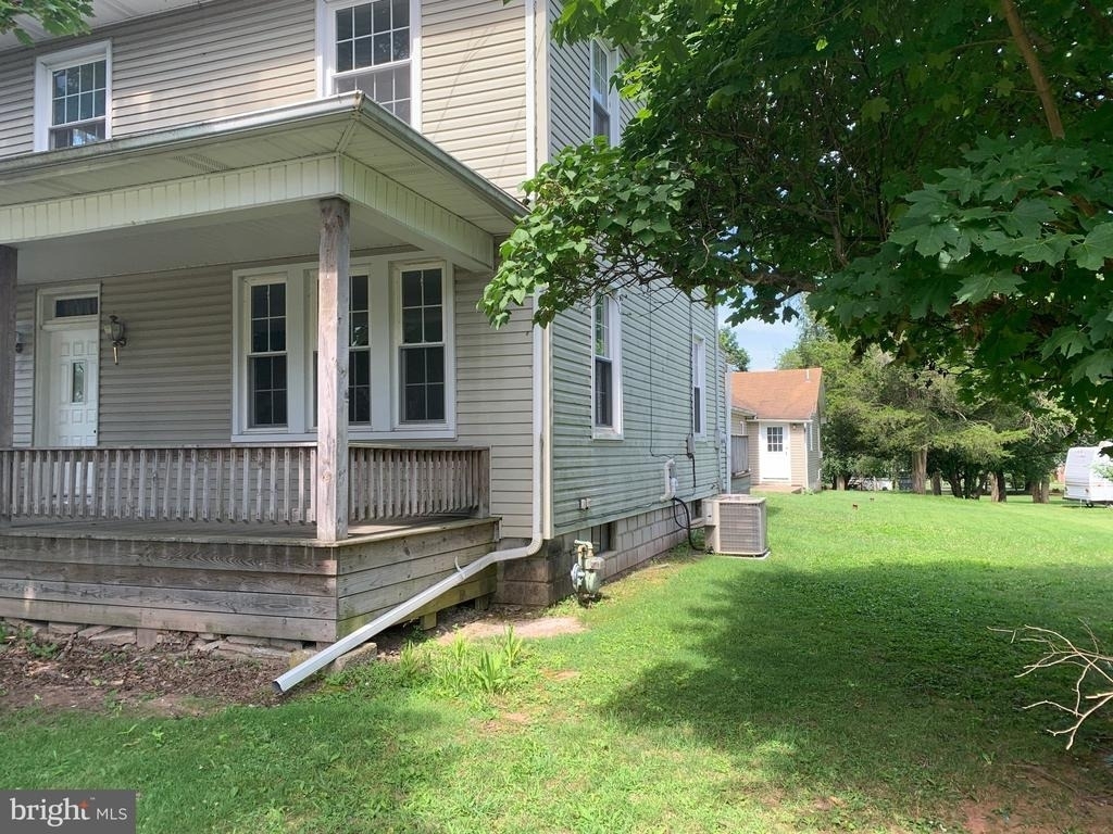 2243 Sunset Lane - Photo 5
