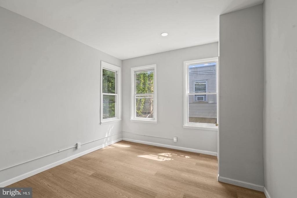2423 N Myrtlewood Street - Photo 17