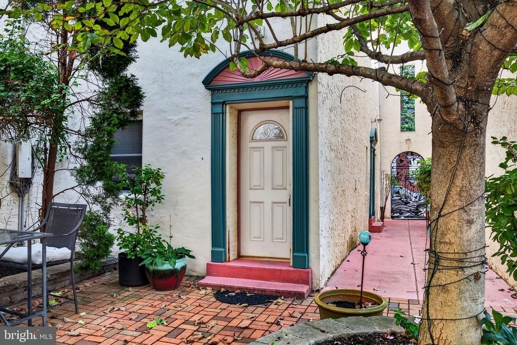1227 Shackamaxon Street - Photo 7