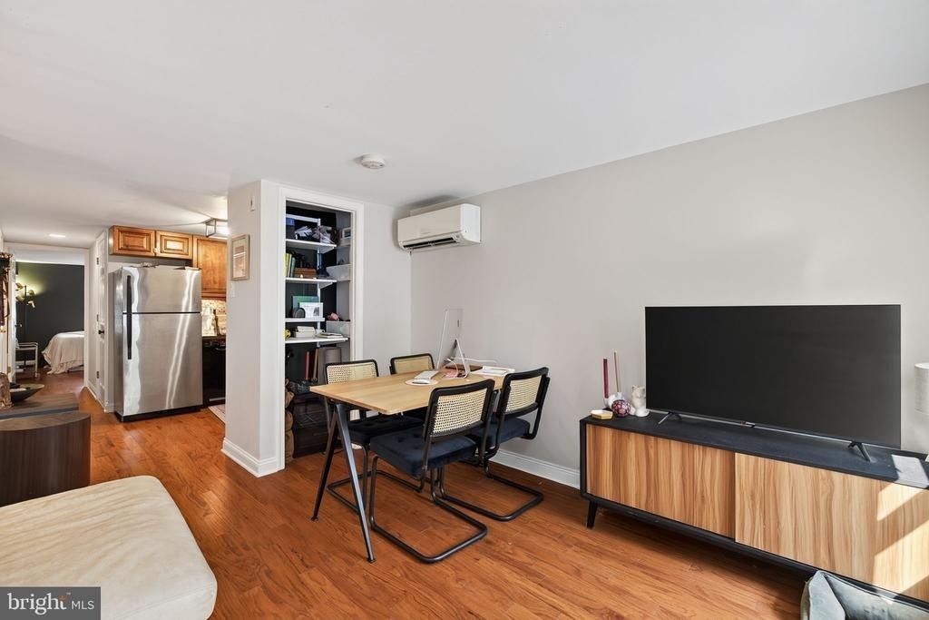 1227 Shackamaxon Street - Photo 11