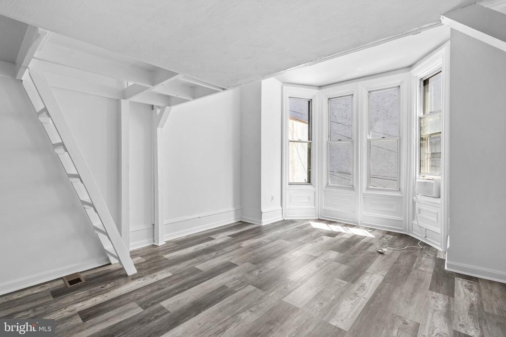 159 N 21st Street - Photo 0