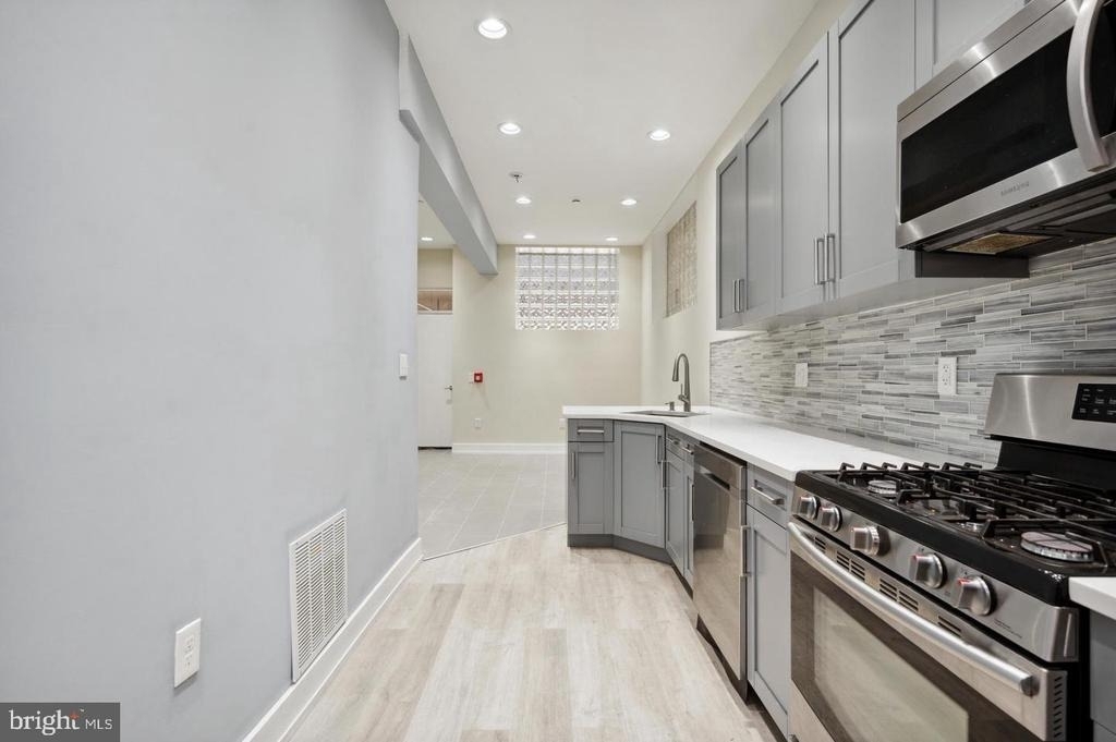 2024 E Fletcher Street - Photo 3