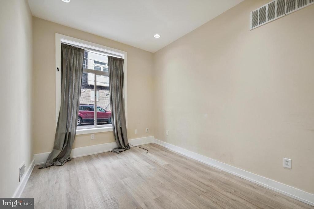 2024 E Fletcher Street - Photo 11
