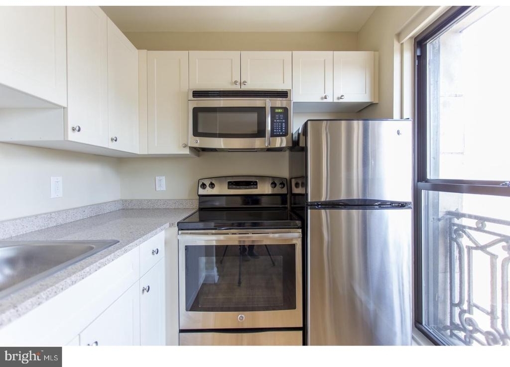 1114 Pine Street - Photo 5