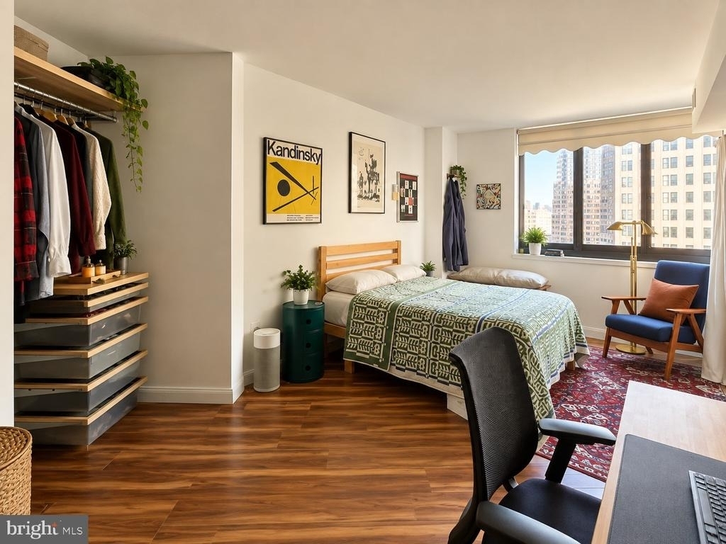 1420 Locust Street - Photo 10