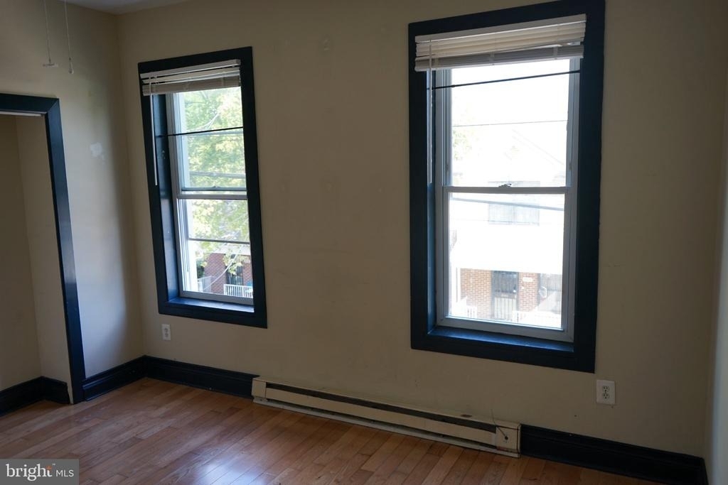 2032 W Berks Street - Photo 3