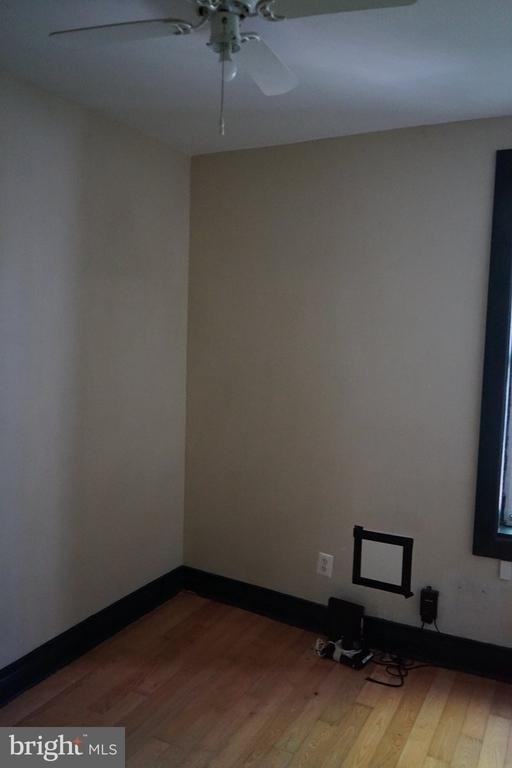 2032 W Berks Street - Photo 9
