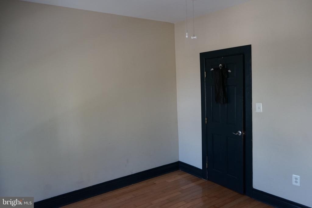 2032 W Berks Street - Photo 4
