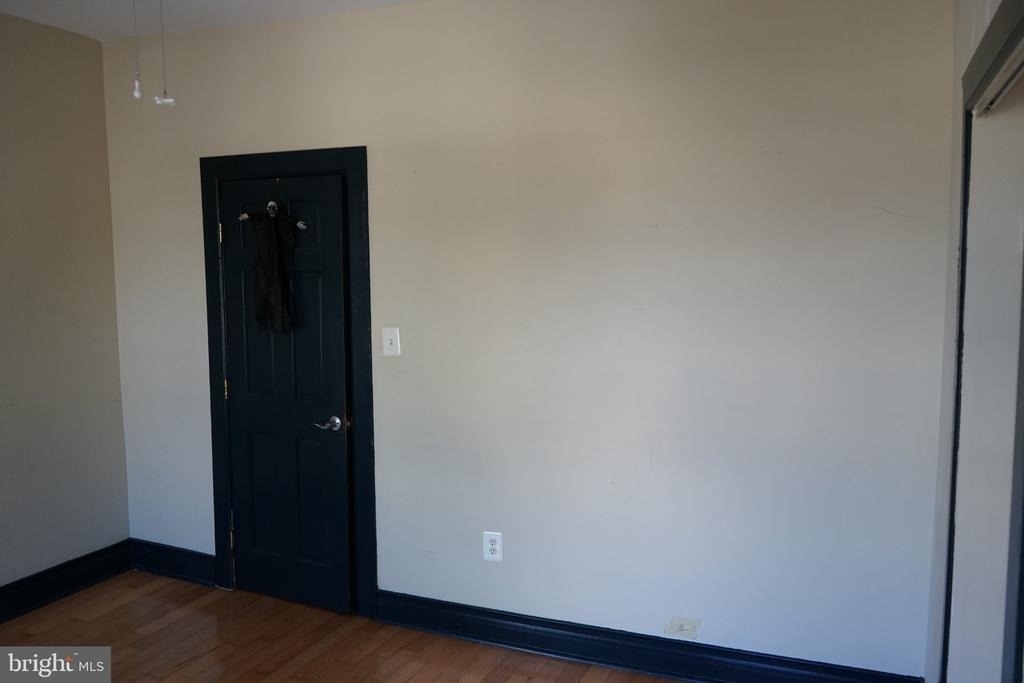 2032 W Berks Street - Photo 5