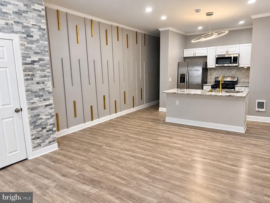 5031 Walnut Street - Photo 1