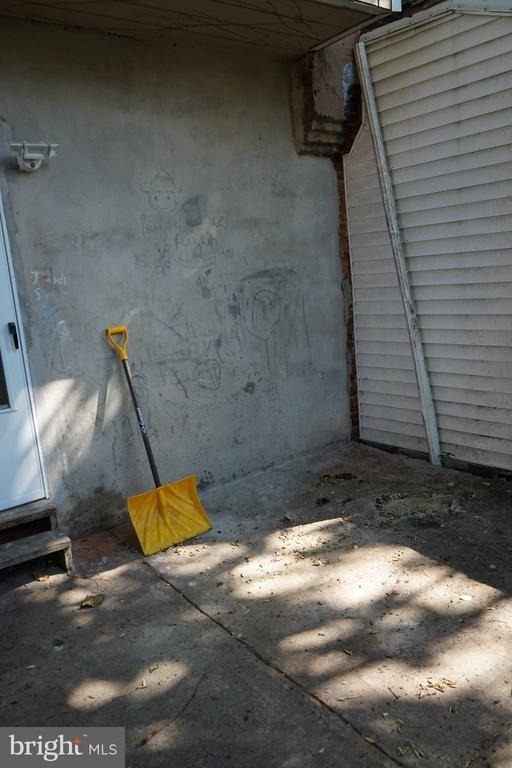2032 W Berks Street - Photo 19