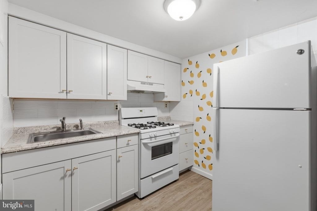 316 W Wildey Street - Photo 17