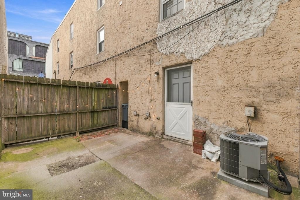 316 W Wildey Street - Photo 14
