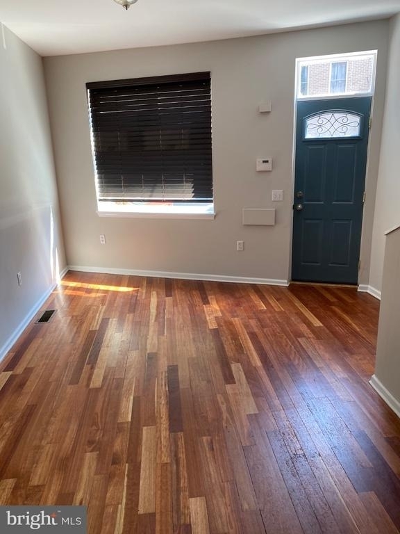 912 E Passyunk Avenue - Photo 1