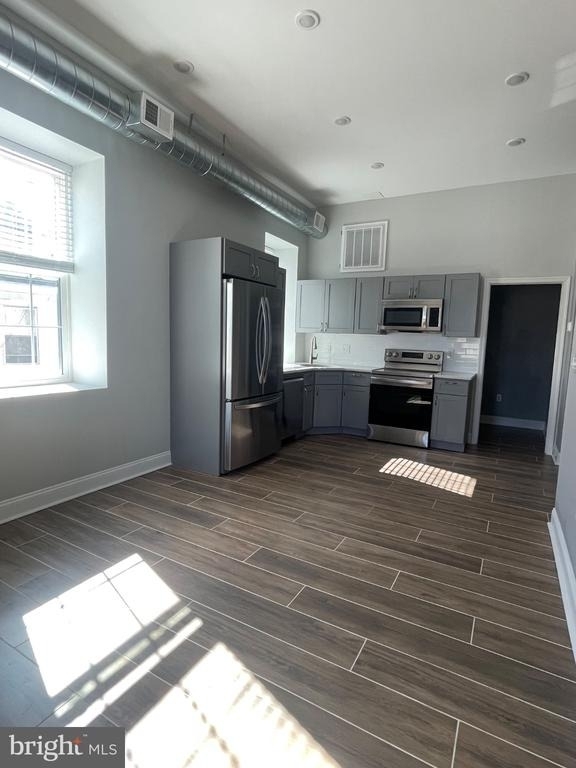 59 E High Street - Photo 1