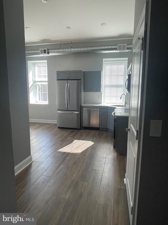 59 E High Street - Photo 2